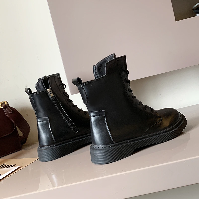 2019 зимние женские Ботинки Martin модные белые черные кожаные туфли с круглым носком