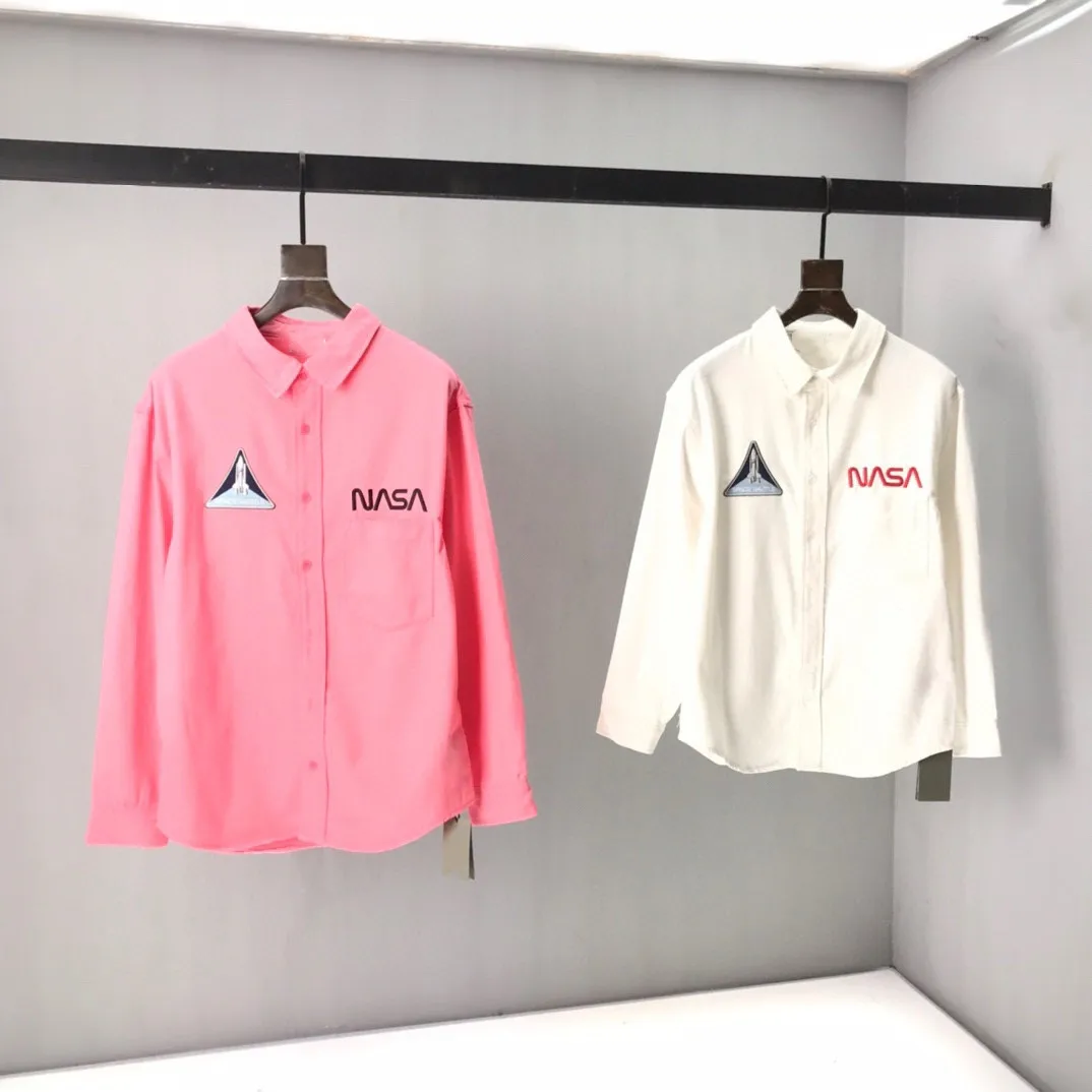 

2021 Paris Spring and summer Fashion Hip Hop Denim Jacket Male Cowboy Ripped Hole European Size S~XL 155