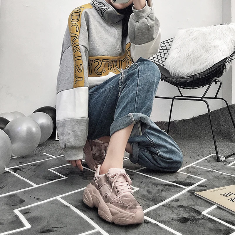 Женские кроссовки из натуральной кожи на шнуровке с круглым носком|Беговая