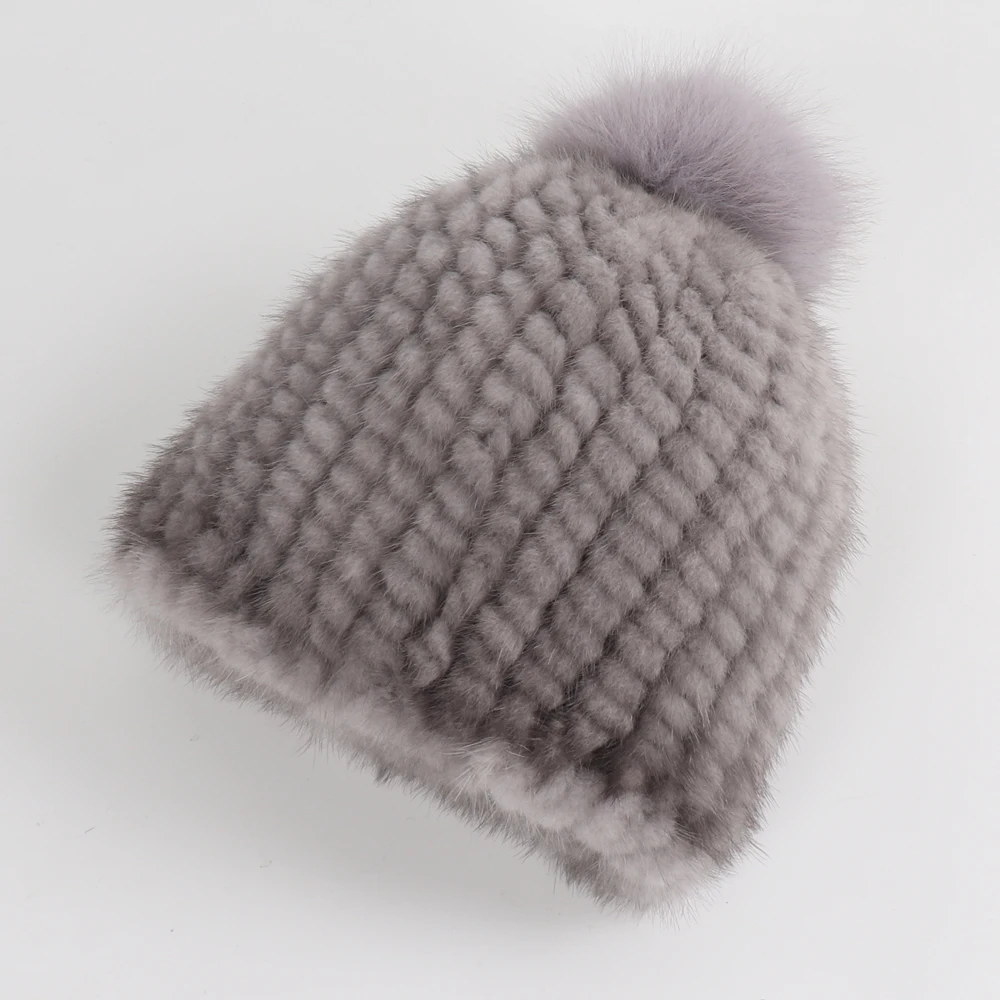 Женская зимняя шапка-бомбер из натурального меха норки |