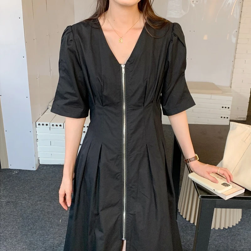 

Korean Chic Summer French Design V-Neck Zipper Pleated Waist Five-Point Bubble Sleeve Dress Long Skirt Female