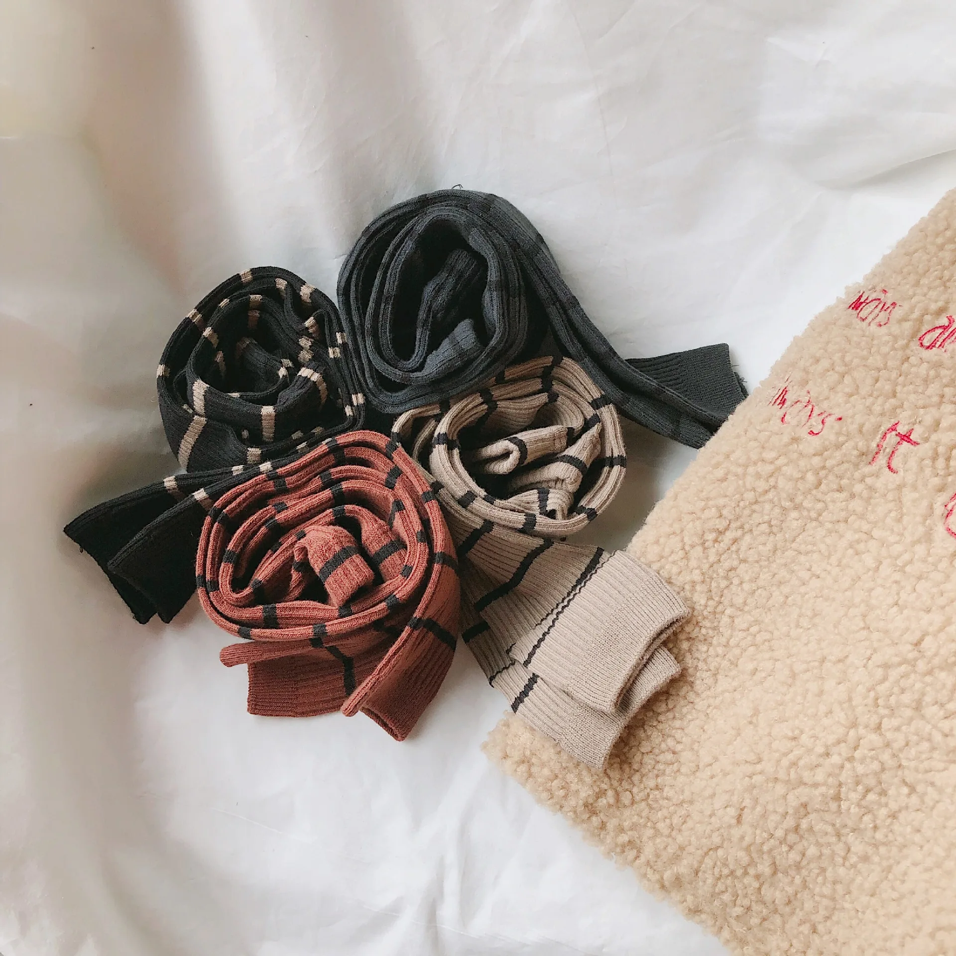 Детские хлопковые леггинсы в рубчик эластичные полосатые для девочек на осень и