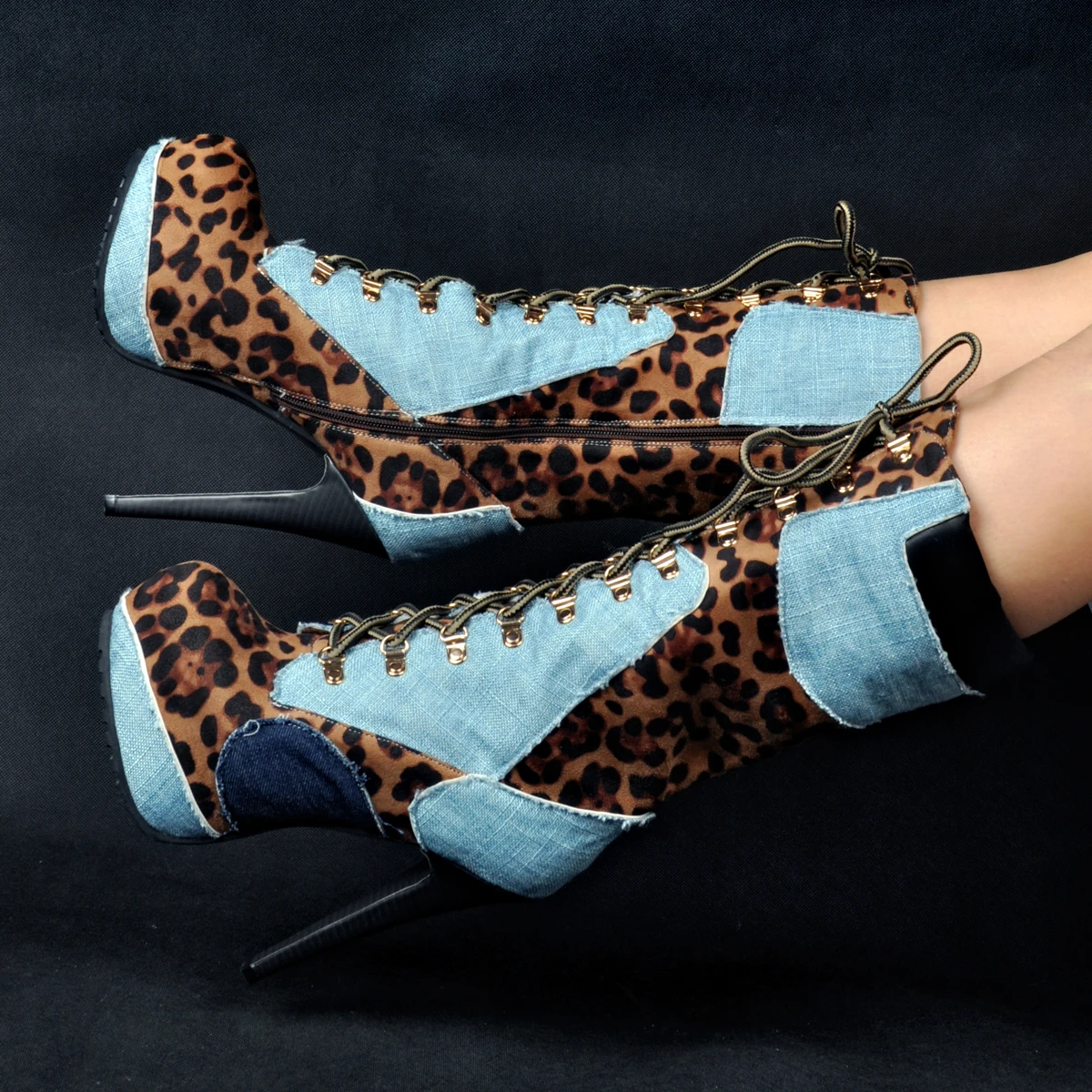 Beli Sepatu Bot Wanita Musim Gugur Dan Musim Dingin Stiletto Seksi Ultra-tinggi Renda Silang Beku Denim Pasangan Warna Ujung Bundar Mode Baru