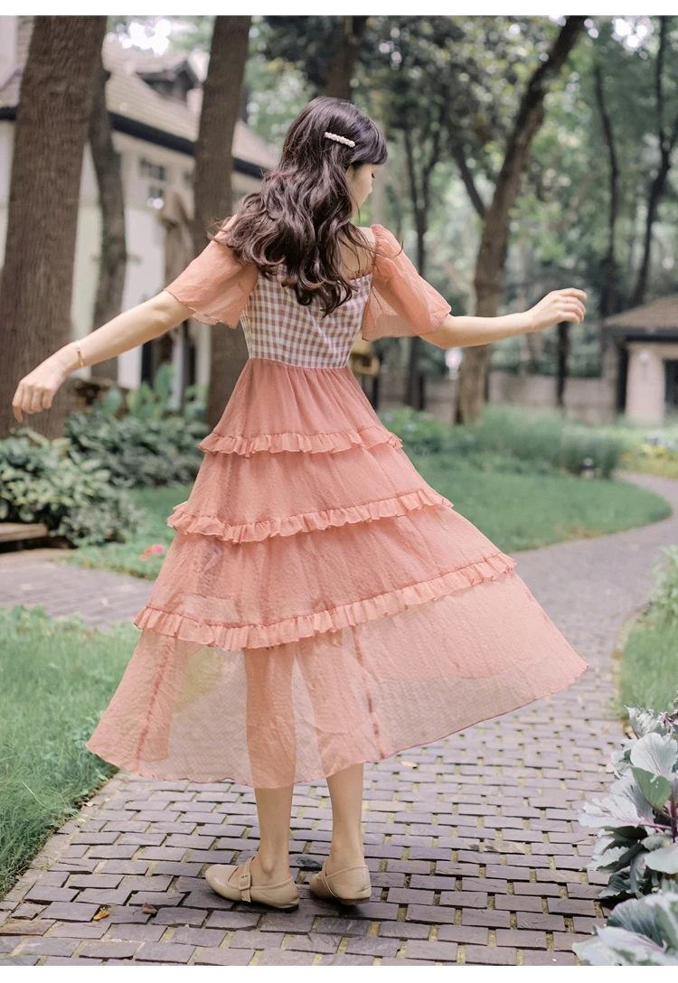 

New 2020 Summer Women Vintage Dress Elegant Short Sleeve Plaid Patchwork Silk Pleated Midi Dresses French Retro Vestidos