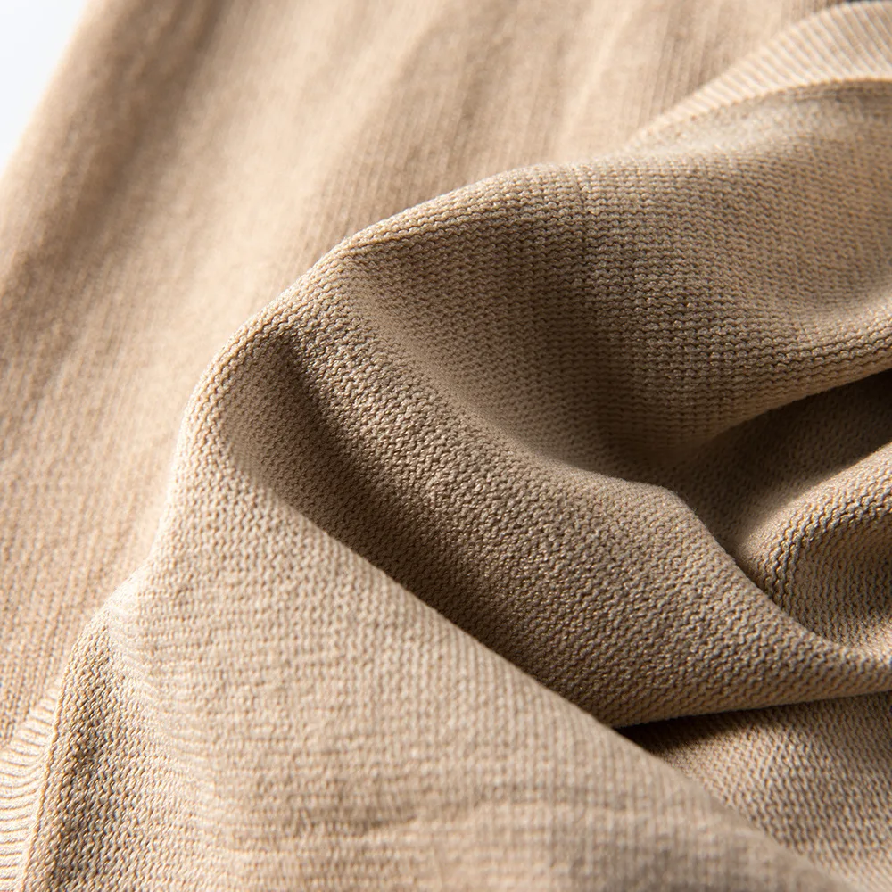 Качественные летние платья из вискозы с отложным воротником однотонные вязаные