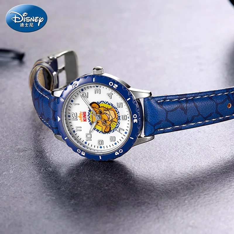 Часы Детские с кожаным ремешком голубые и желтые изображением короля льва |