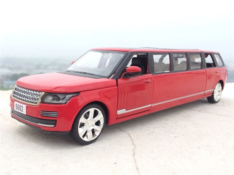 B Удлиненная 1:32 литая под давлением Модель автомобиля игрушки растягивающийся лимузин с вытягиванием назад звуковой светильник для детей игрушки - Цвет: B