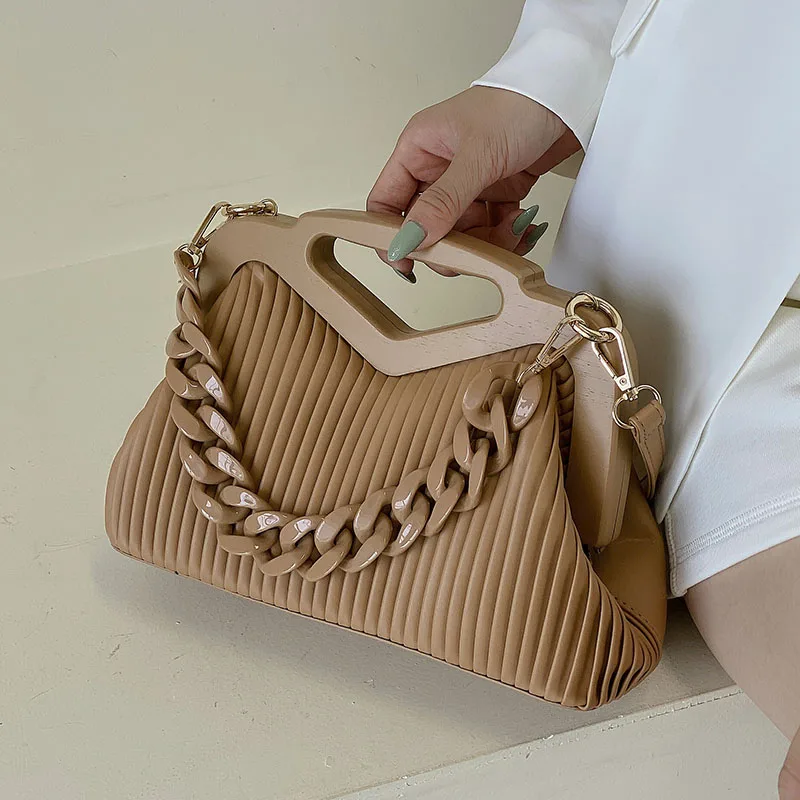 

Thick Chain New Small Pu Leather Shoulder Messenger Bag 2021 Ladies Luxury Handbags High Quality Handbags And Wallets Feminina