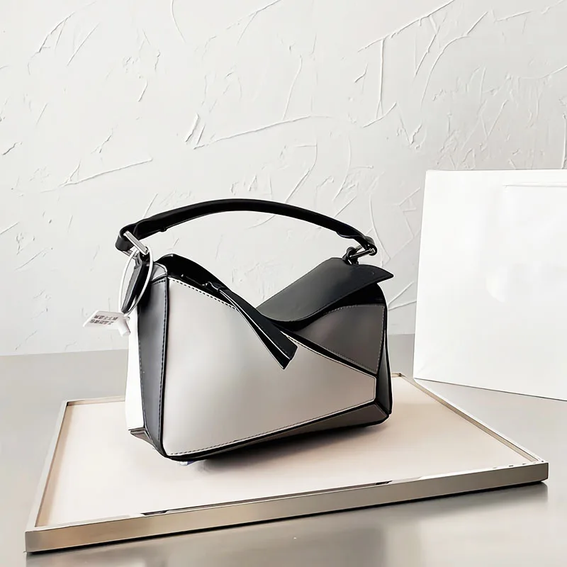 

2021 New Hit Color Geometric Leather Bag Shoulder Messenger Portable Boston Bag Simple Pillow Bag Purses and Handbags Luxury Sac