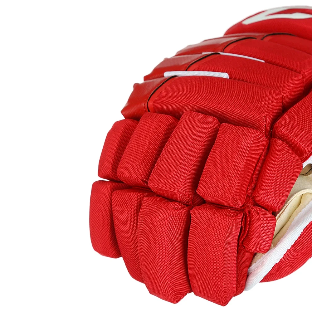 Профессиональные хоккейные перчатки CCM Tacks 4 Roll для хоккея с шайбой