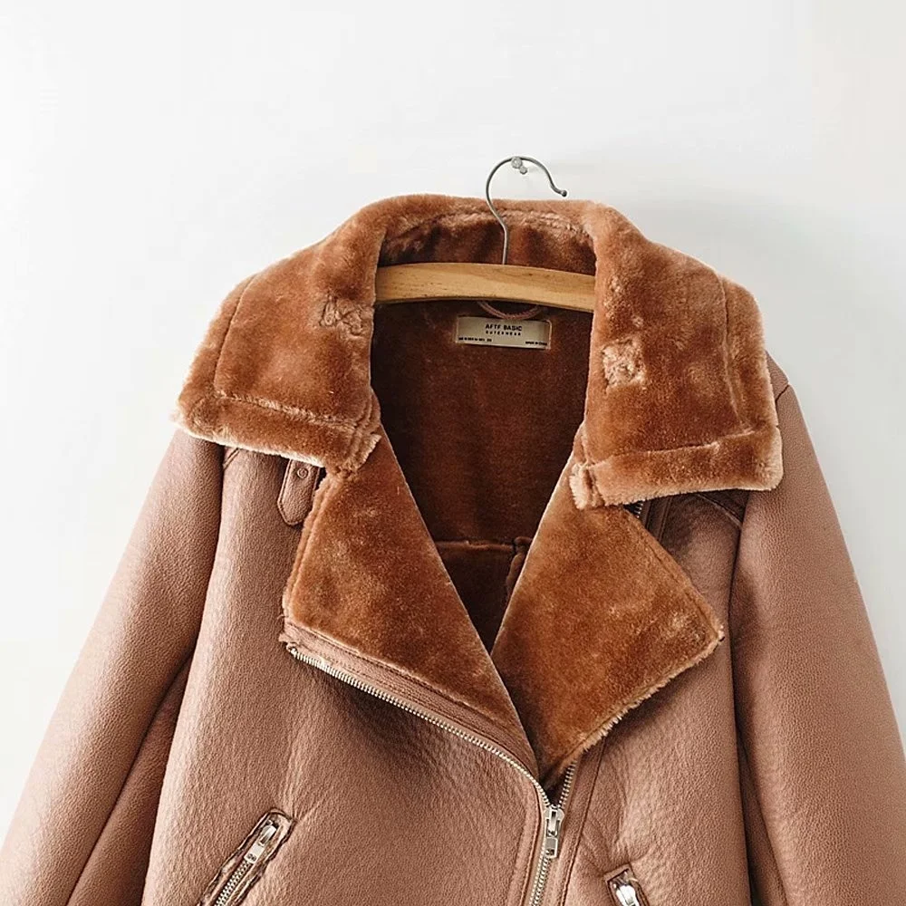 Winter Korean fashion leisure thickened fur one-piece cotton coat women's locomotive zipper wool collar leather coat enlarge