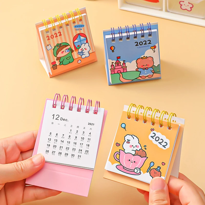 

2022 Cute Cartoon Calendar Kawaii Bear Desktop Paper Mini Calendar Daily Weekly Scheduler Table Planner Yearly Agenda Organizer