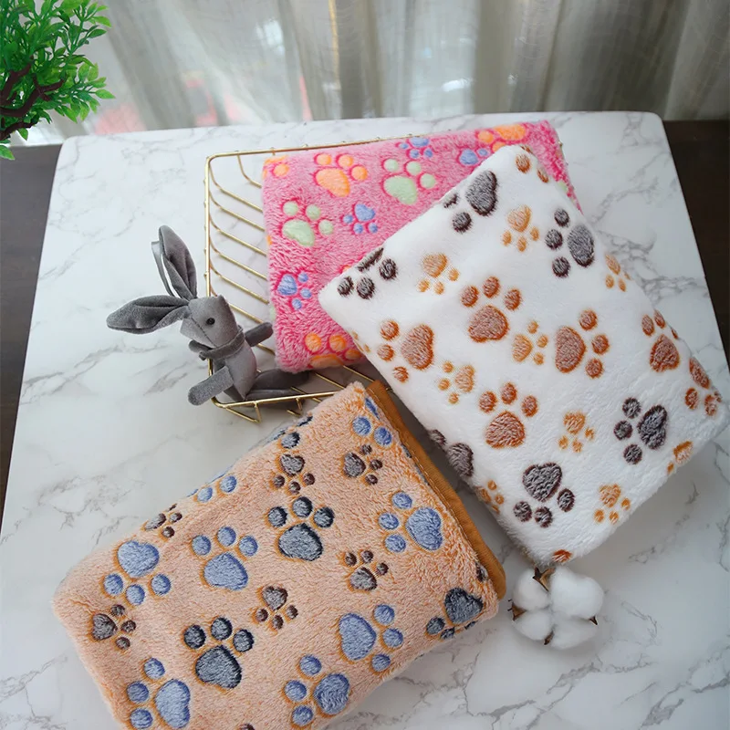 

Pet Products Sleeping Mats for Four Seasons Warmth Coral Fleece Blankets Kennelscat Kennels Soft Mats Dog Supplies Accessories