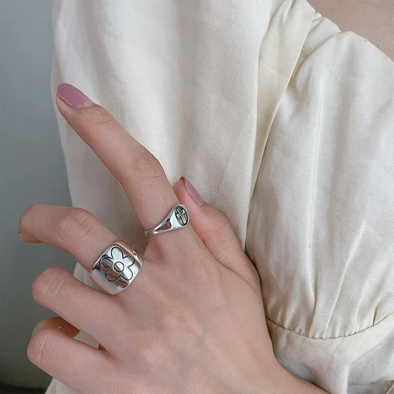 

Vintage Wide Version Flower Silver Color Plated Metal Rings for Women Men Couple's Hip Hop Open Adjustable Ring Jewelry