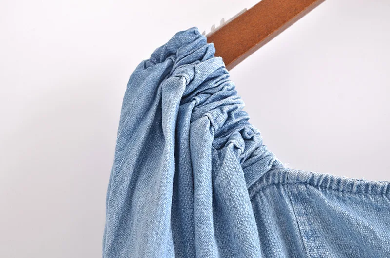 

2021Women's Summer New Simple Solid Color Square Collar Bubble Sleeve Single-breasted Denim Top