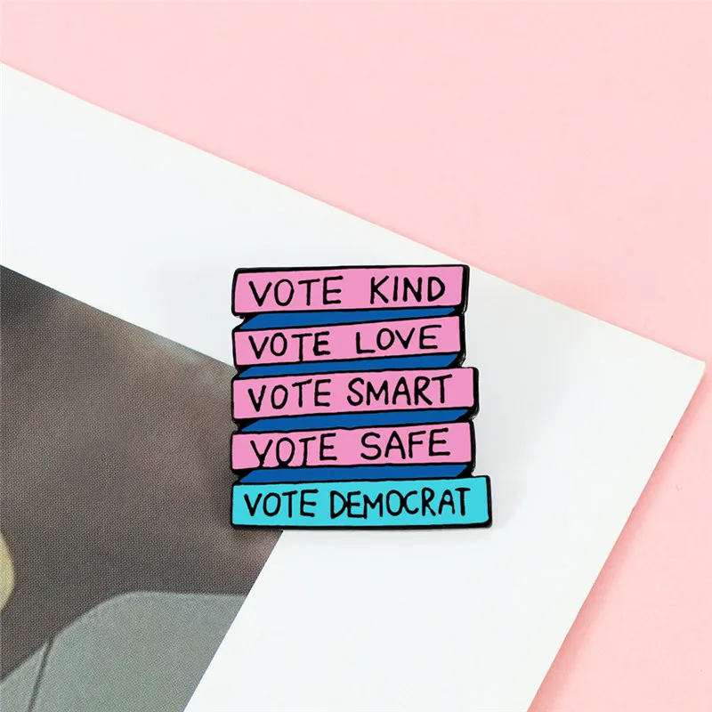 Брошь с буквами из мультфильма VOTE KIND медицинская креативная эмалированная