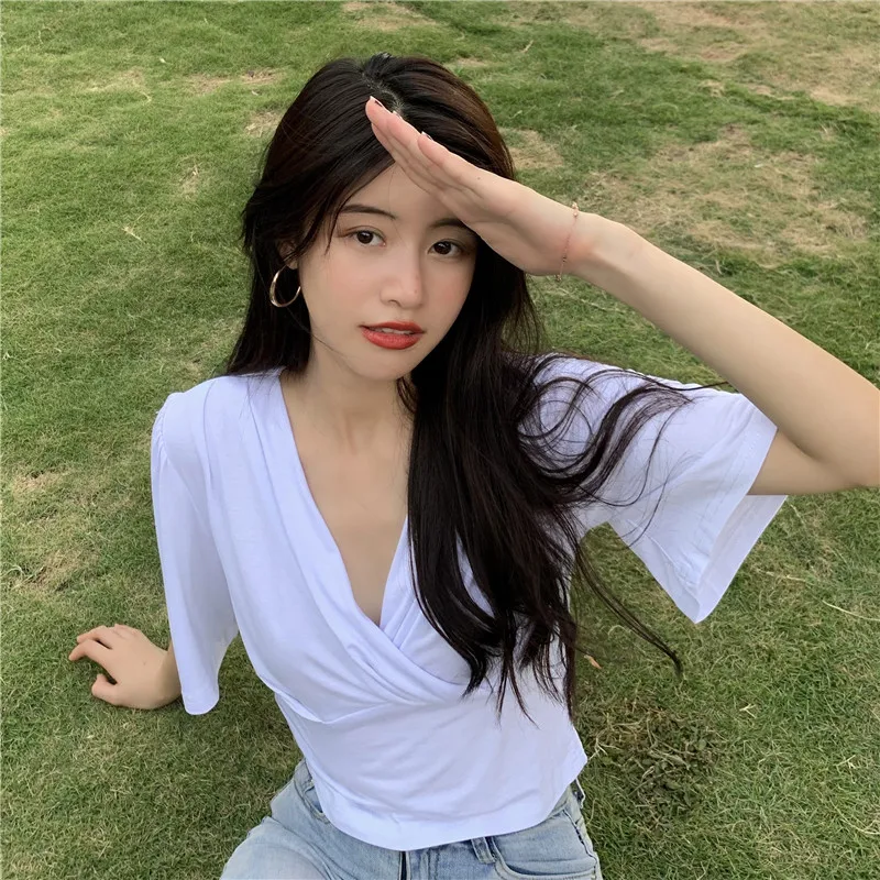 

Korean Clothes New Casual Folds Women's Clothing T-Shirts Slim Fashion V-neck Solid Color Tees Short Sleeve Top Summer Style