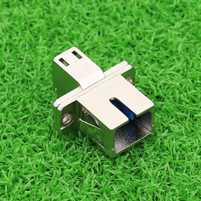 Оптоволоконный адаптер SC/UPC (Гнездовой) к LC/UPC Гибридный конвертер SM 9/125