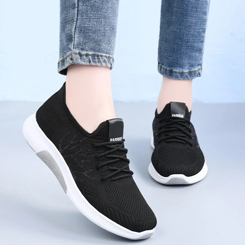 

Women Soft Bottom Sneakers Knitted Breathable Lace Up Walking Falts Non Slip Footwear 2021 New Ladies Casual Running Shoes