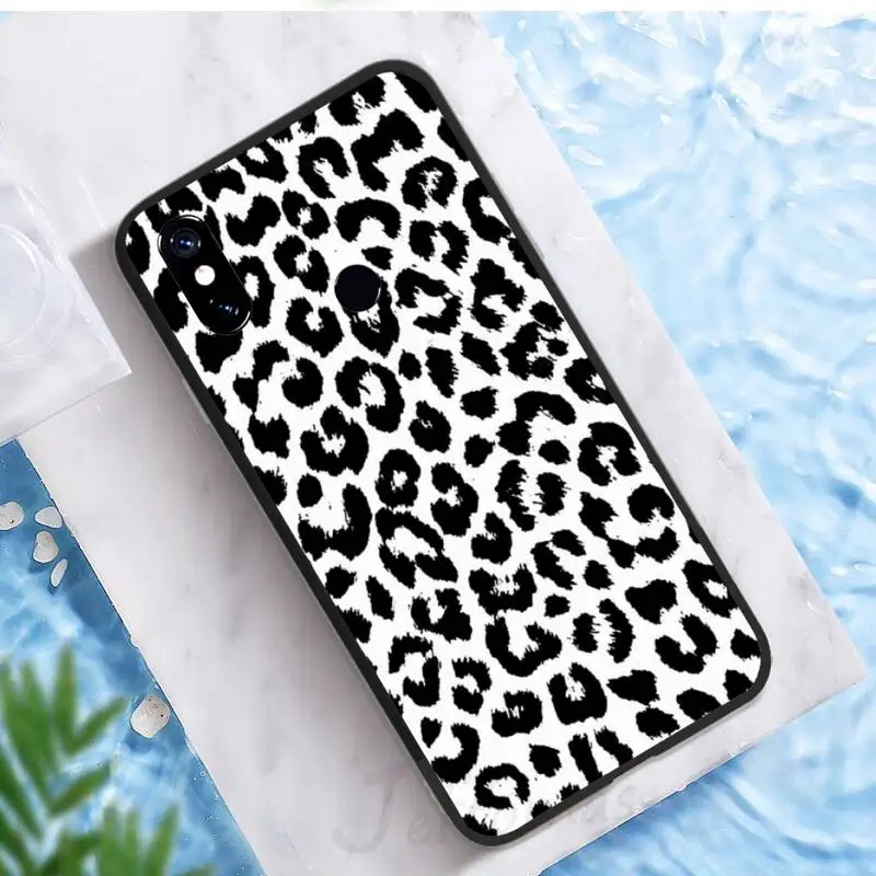 

White Black Cow Symbol Phone Case For Xiaomi Redmi note 7 8 9 t k30 max3 9 s 10 pro lite