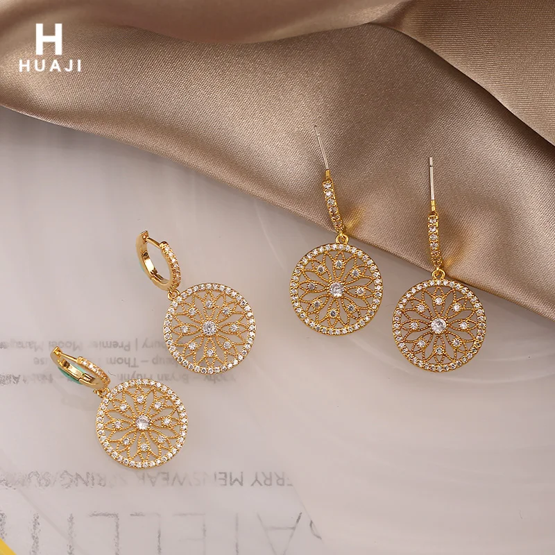 

Baroque retro earrings 2021 new stylish exquisite small earrings
