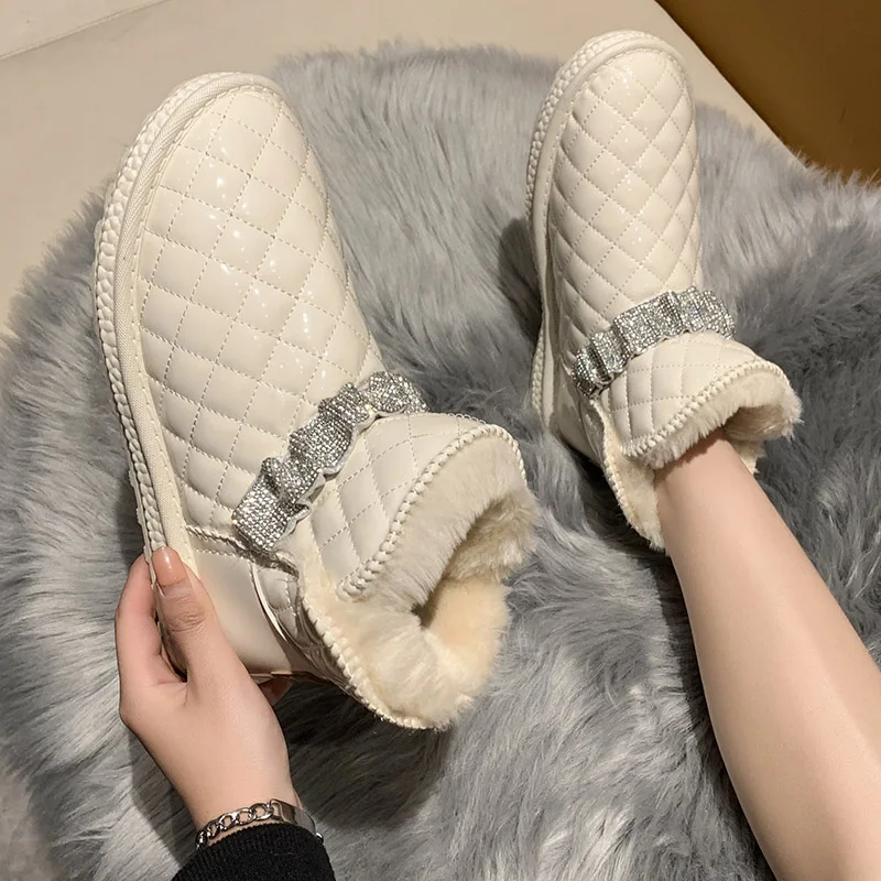 

Кожаные ботинки с круглым носком