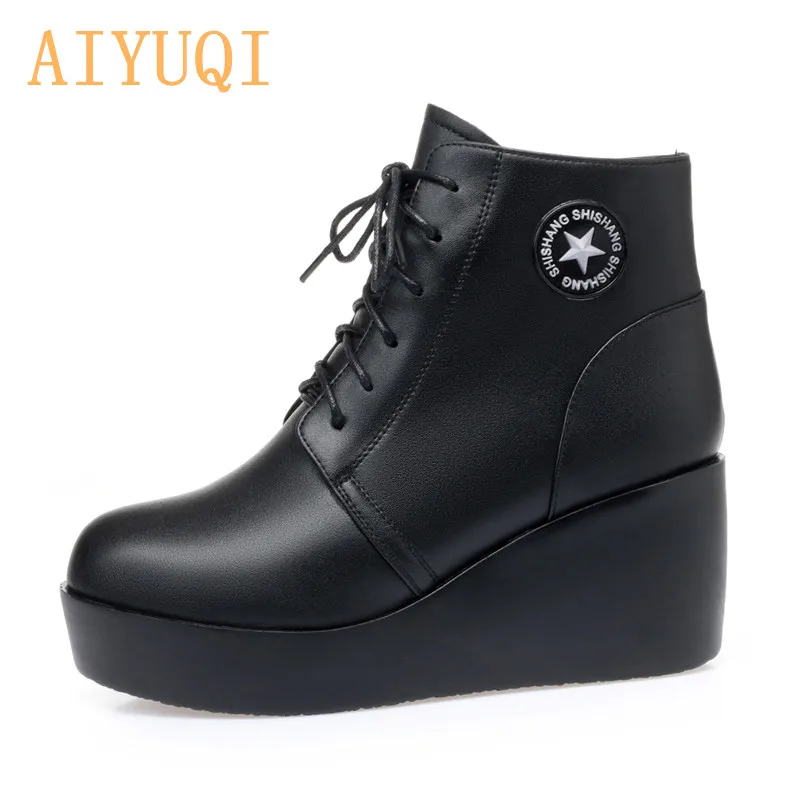 Женские зимние ботинки из натуральной кожи на платформе и высоком каблуке Модные