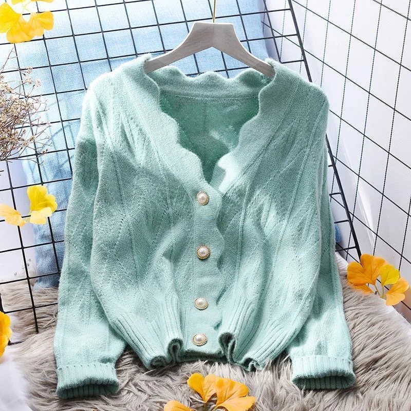 

Women Autumn Winter New V Neck Pearl Single Breasted Sweater Cardigan Loose Short Thicken Sweater Sweet Long Sleeve Knitting Top