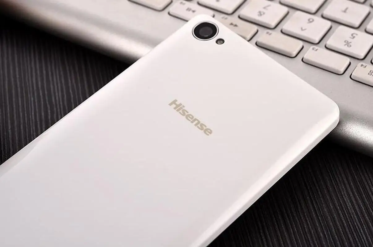 Hisense M30T 4 аппарат не привязан к оператору сотовой связи мобильный телефон 5 0