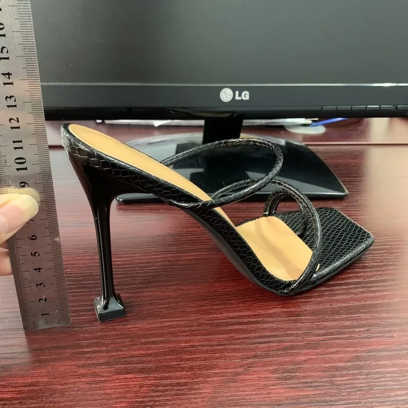 

New Fashion Women's Solid Summer Outside Sandals 2021 Slippers Women High Heels Flip Flops Square Toe Slides Party Shoes Woman