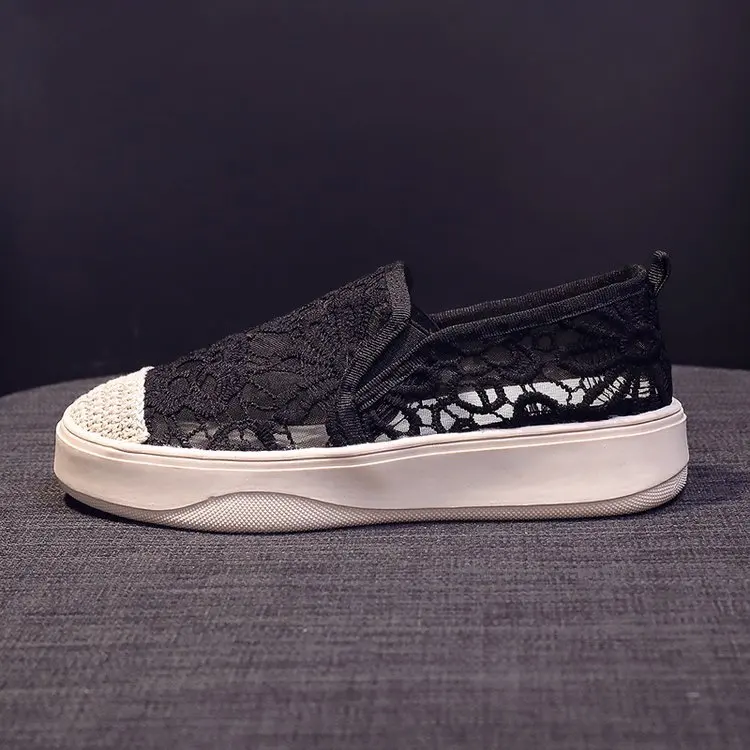 

Summer new style 2021 flat bottom thick bottom lace mesh breathable lazy fisherman shoes women