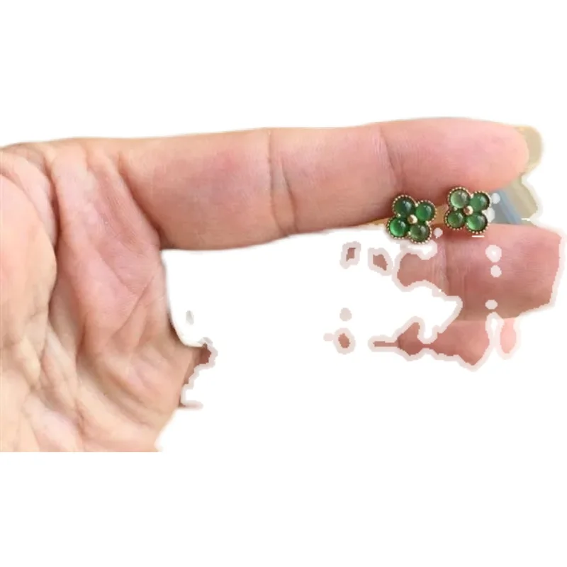 

S925 Has Been Bound to Xizuo Summer Light Year/Stream Green Language Ice-like Chalcedony Full Green Reflect Light Four Leaf