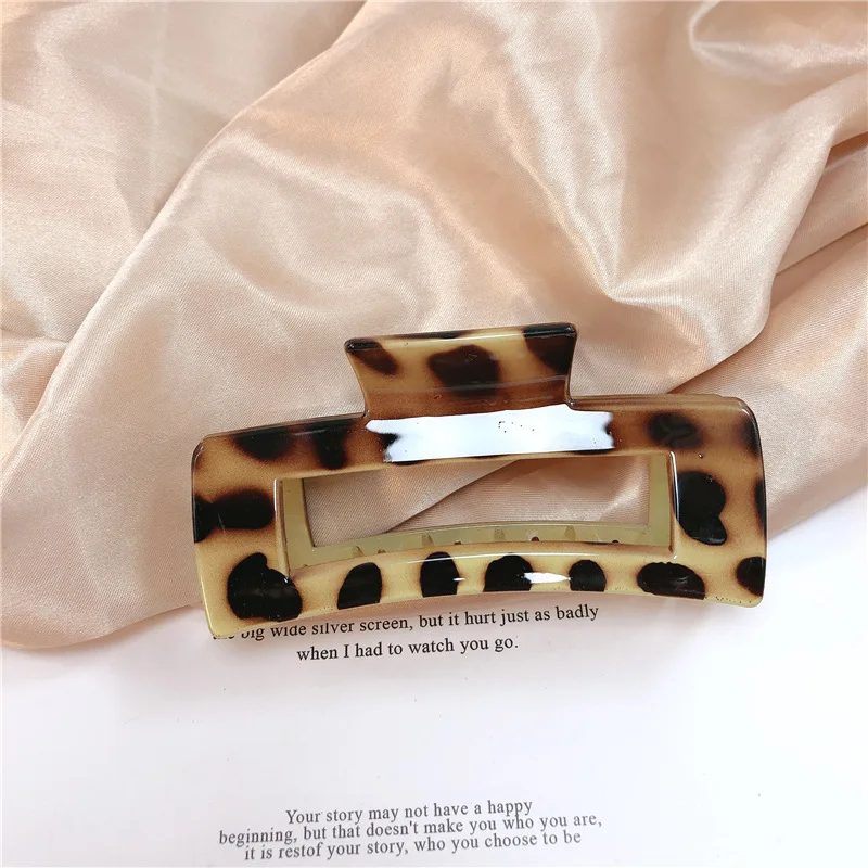 

Leopard Print Hair Claws Crab Charm Hair Clips Plastic Geometric Barrette for Women Girls Hairpin Party Gifts Hair Accessories