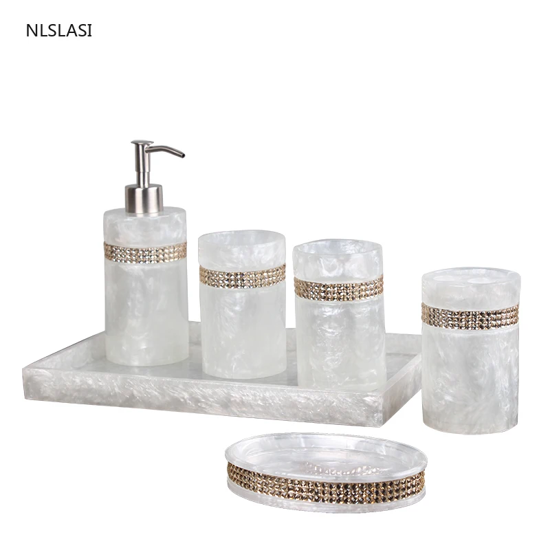 

Pearl Texture Resin Soap Dispenser Soap Dish Gargle Cup Bathroom Accessories Set Toothbrush Holder Wedding Gifts Five Piece Set