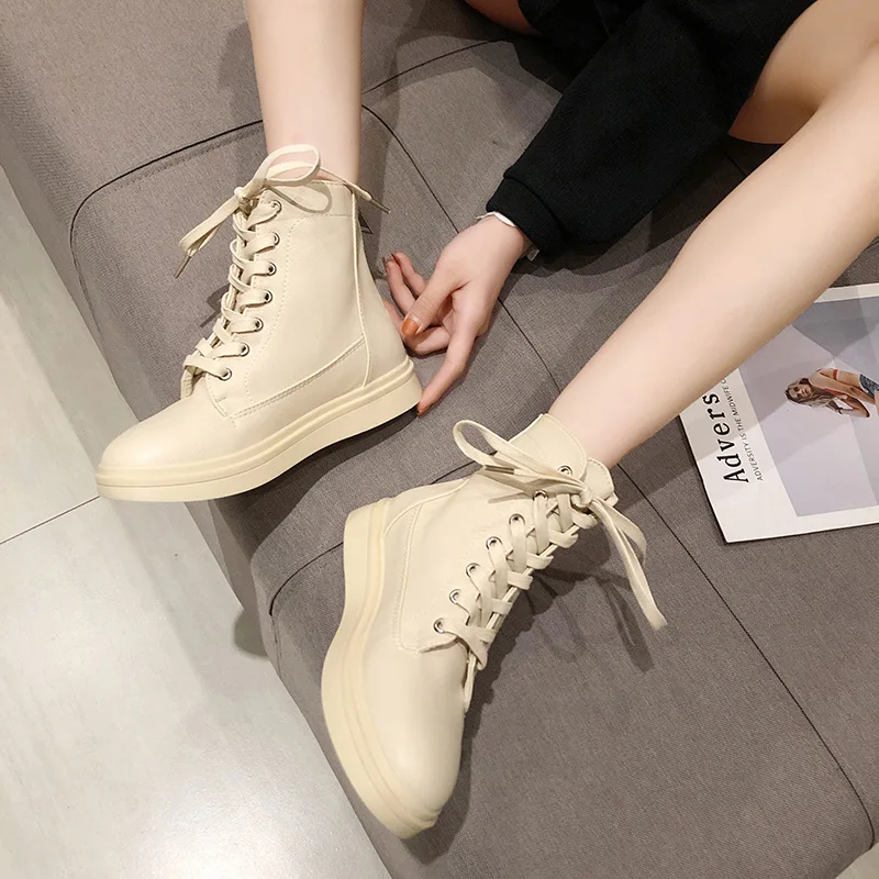 Обувь на каждый день Женская обувь Martin Сапоги с перекрестными ремешками и