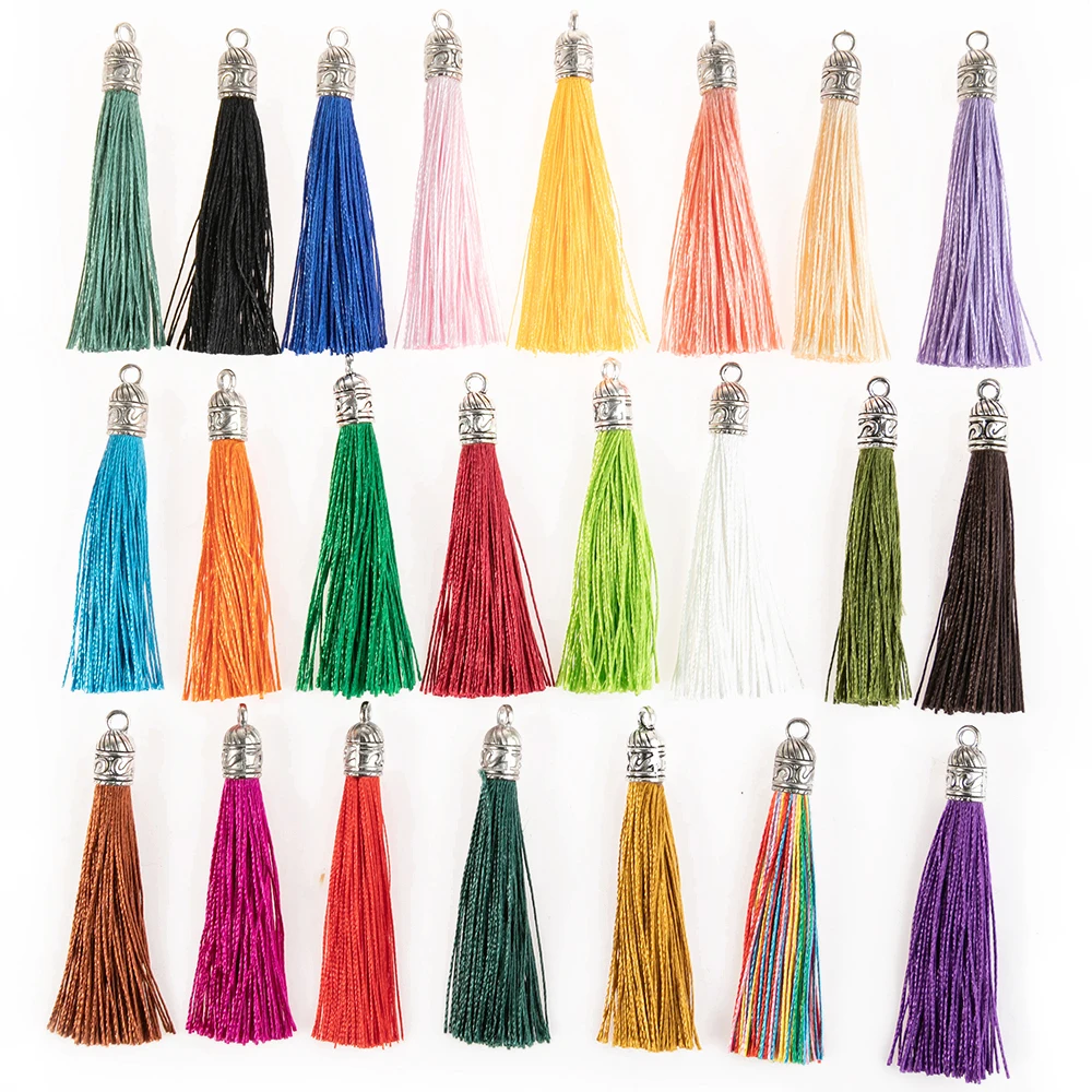 

HEYUYAO 20Pcs Color Mixing Polyester Tassels Charms Pendants for DIY Handmade Gift Wholesale Jewelry Accessory