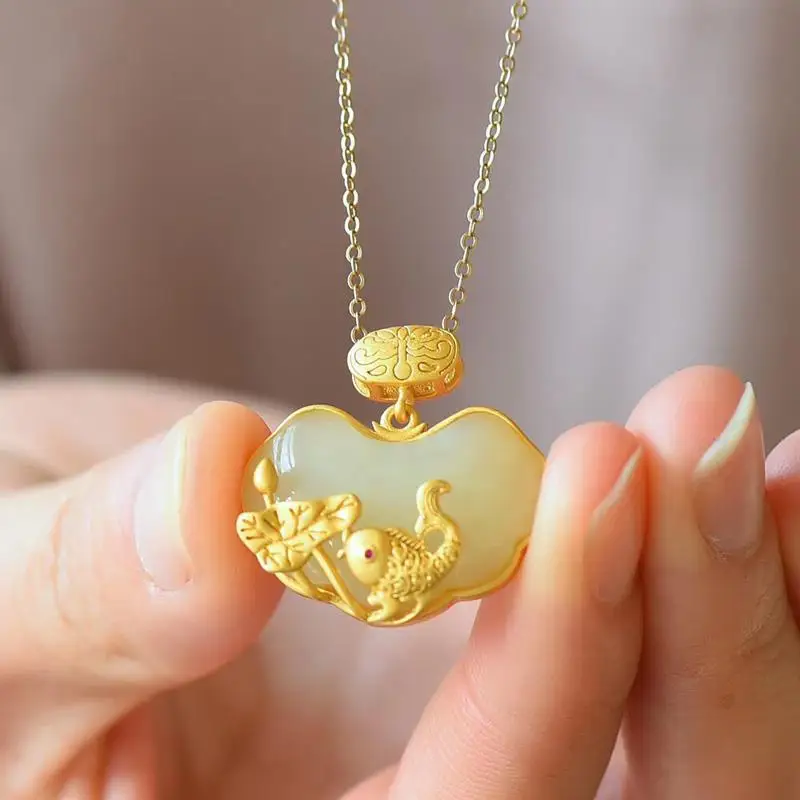 

Natural Hetian Jade S925 Sterling Silver Rich and Wealthy Safety Lock Silver Vintage Pendant Gilding Craft Ancient Inlaid