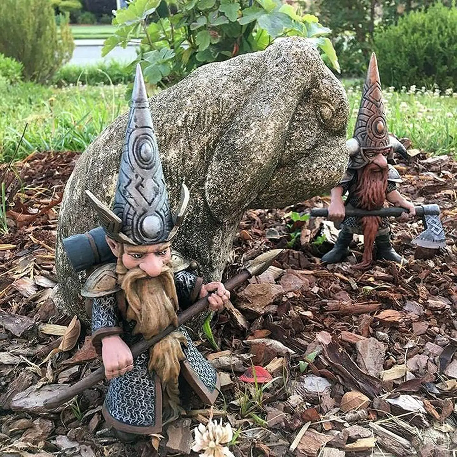 

Acient Battle Guard Dwarf Sculpture Protection Dwarf Decoration Garden Dwarf Decorative Resin Art Statue For Home Lawn Garden