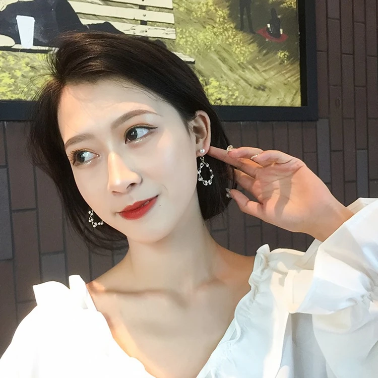 Корейские Новые массивные серьги с жемчугом Золотые круглые геометрические