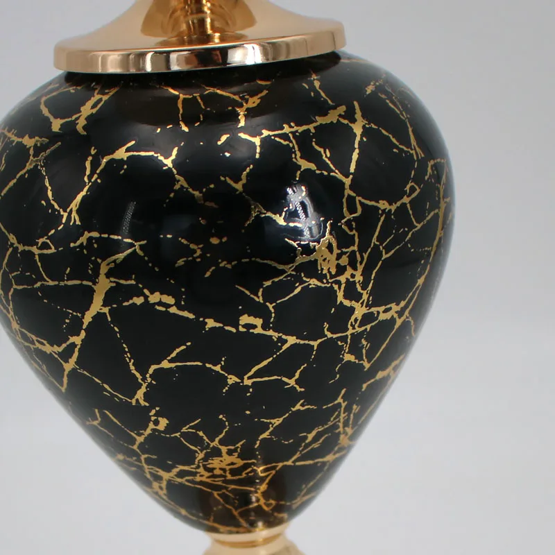 

Metal Candle Holders Candlestick Fashion Candlestick Candelabra Table Home Decor Black metal ceramic handicraft candlestick