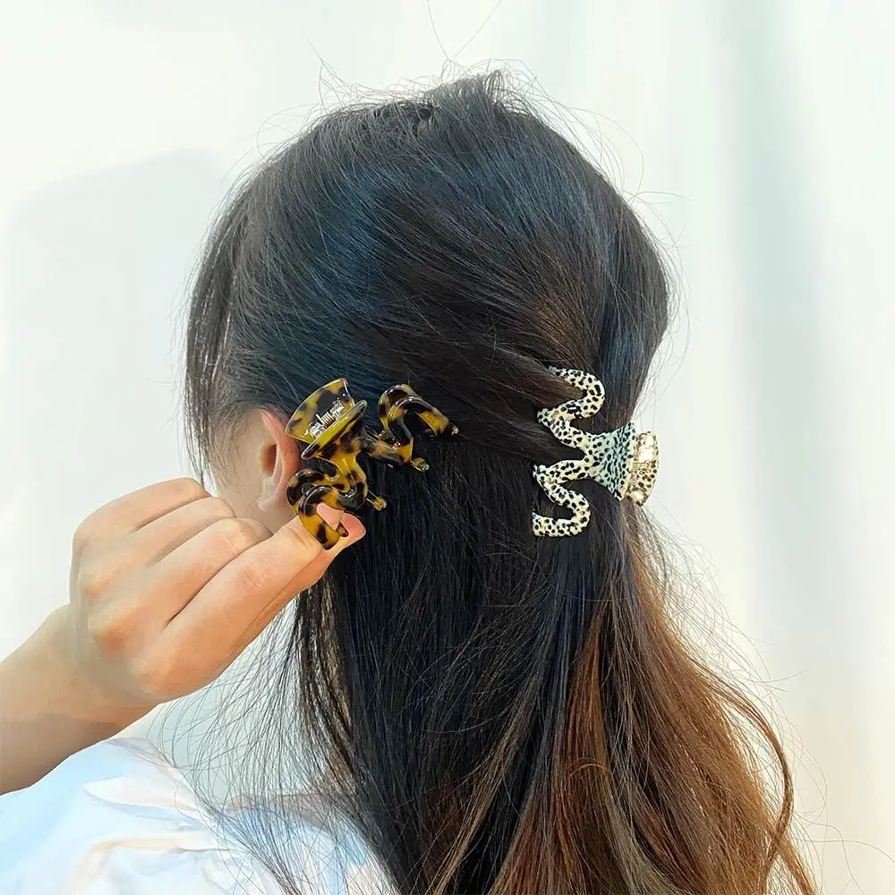 

Cute Female Headwear Acetic Acid Washing Face Hair Accessories Korean Style Crab Clip Women Hair Clip M Shape Hair Claw