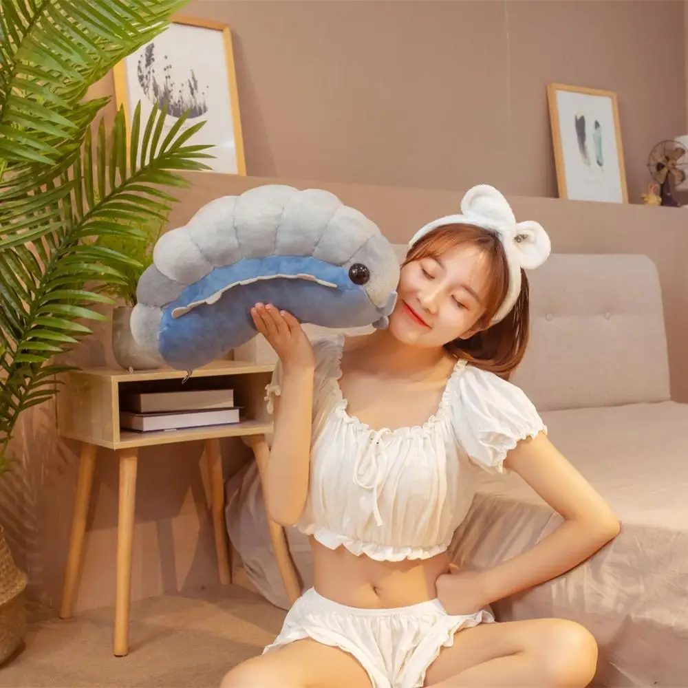 Игрушка плюшевая насекомое 30/50 см таблетка жук набивные мягкие животные подушка