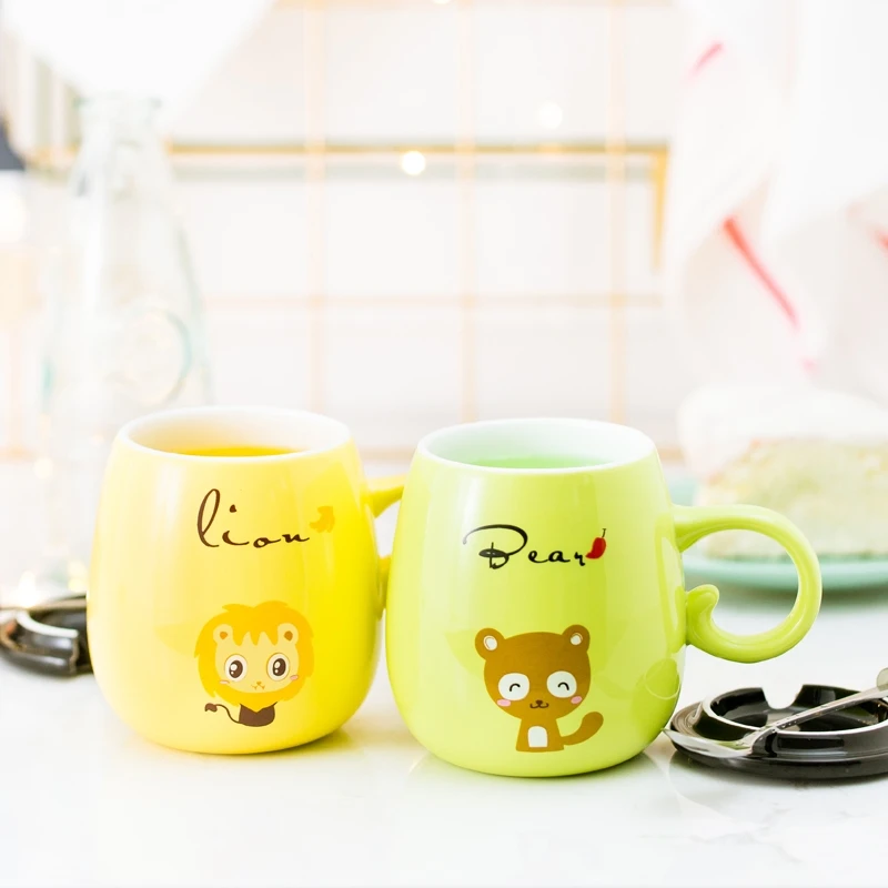 High Capacity Cartoon Cute Mug Creative Ceramic for Couple with Spoon Lid Tazas Para Cafe Student Milk Coffee Mugs MM60MKB | Дом и сад