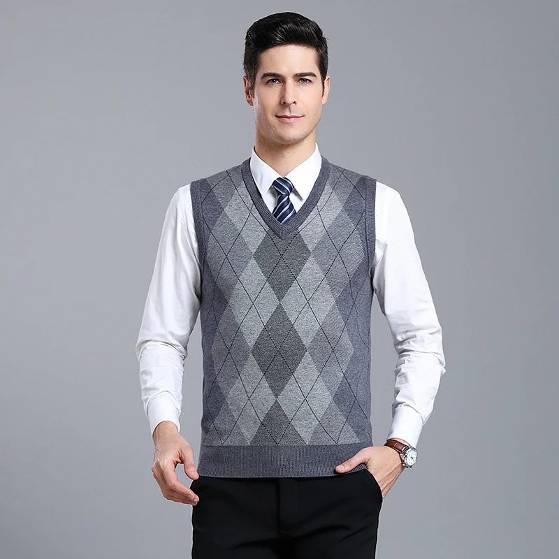 New Fashion Brand Sweaters Men Pullover V Neck Slim Fit Jumpers Knitred Sleeveless Autumn Korean Vest Style Casual Men Clothes - Цвет: Mid Gray