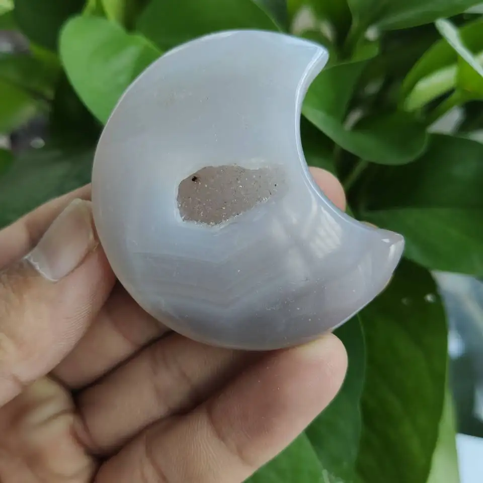 Женский кулон в форме полумесяца с кристаллами|Камни| |