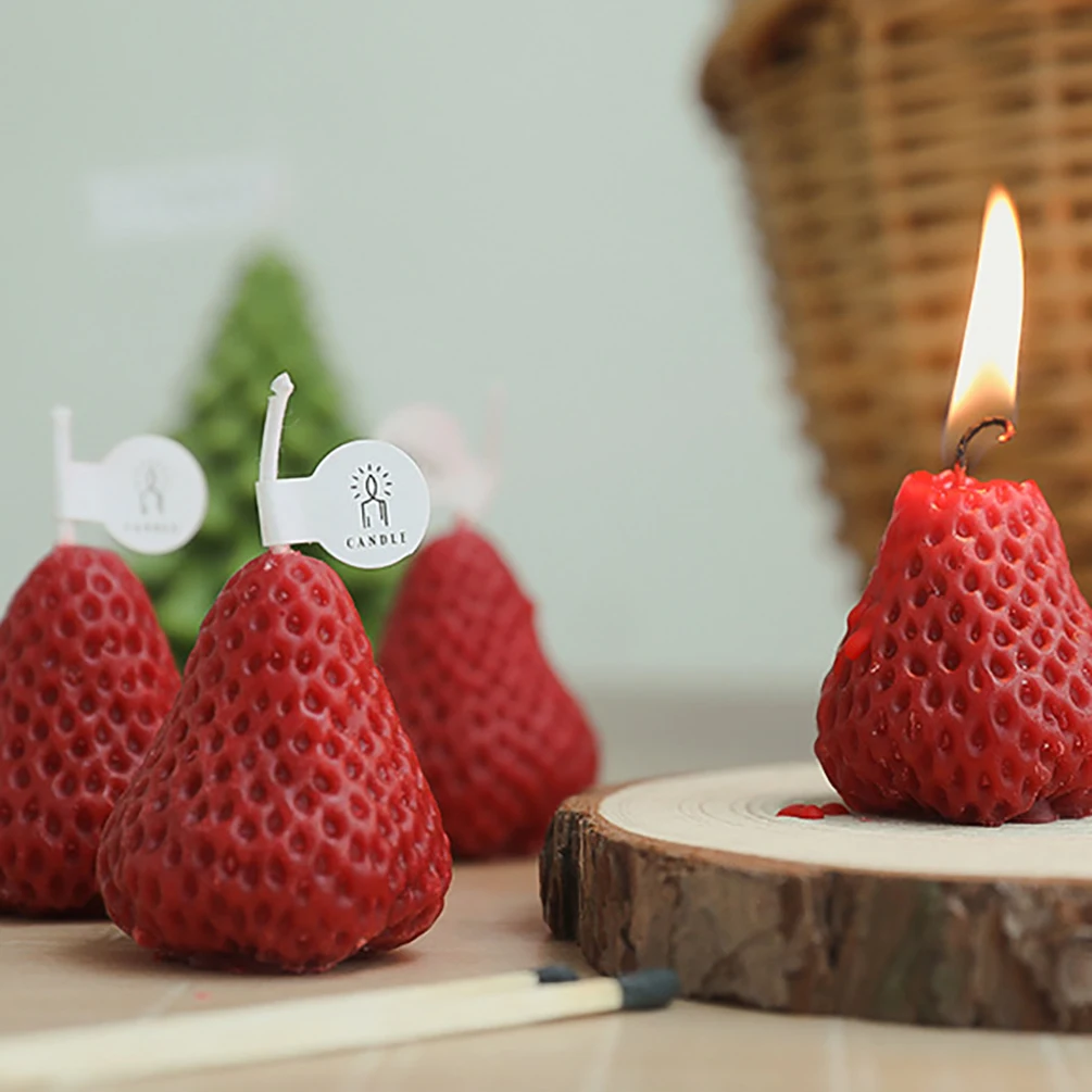 

4PCS Strawberry Decorative Aromatic Candles Soy Wax Scented Candle for Birthday Wedding Candle