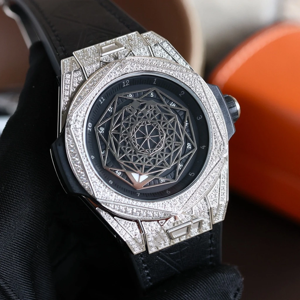 

New Second Generation Tattoo Series Automatic Mechanical Movement 45mm Men's Watch Full Iced Diamonds Black Blue Leather
