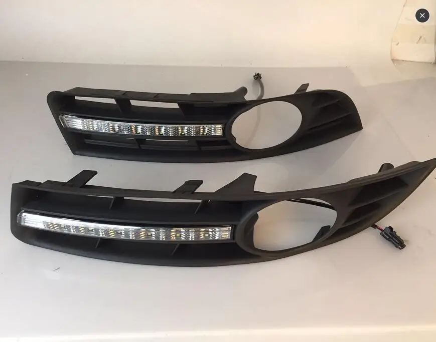 

Eosuns Led Drl Daytime Running Light for Volkswagen Vw Passat B6 3c 2006-11, Wireless Switch, Dim Control, No Chrome Version