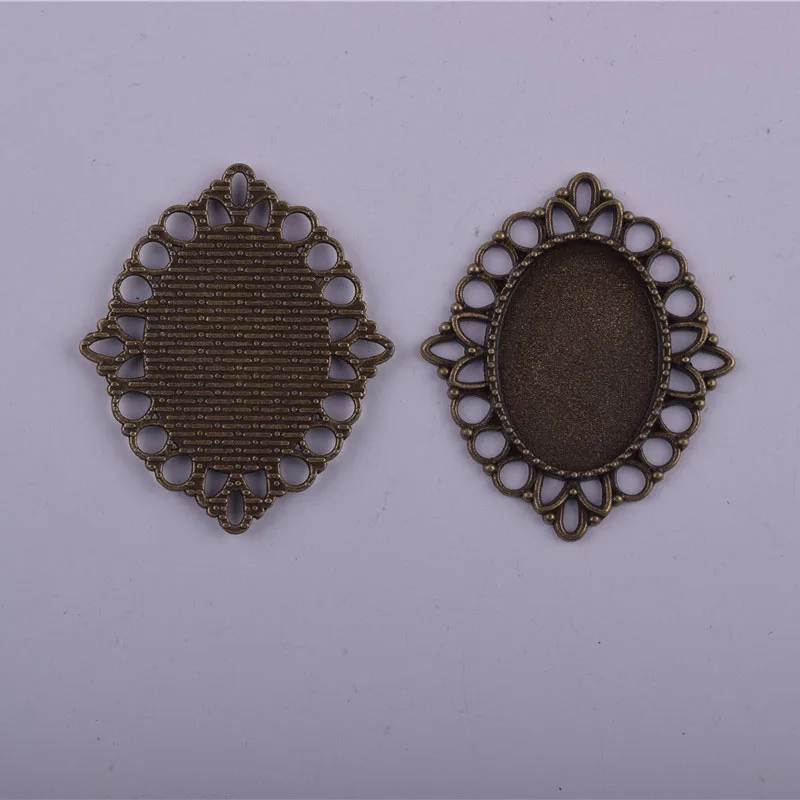 Подвеска в античном стиле с кабошоном 18 х25 мм | Украшения и аксессуары