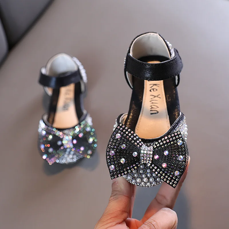 Summer New Girls Princess Sandals Childrens Pearl Bow Rhinestones Dance Shoes Kids Sandals Performance Shoes G507